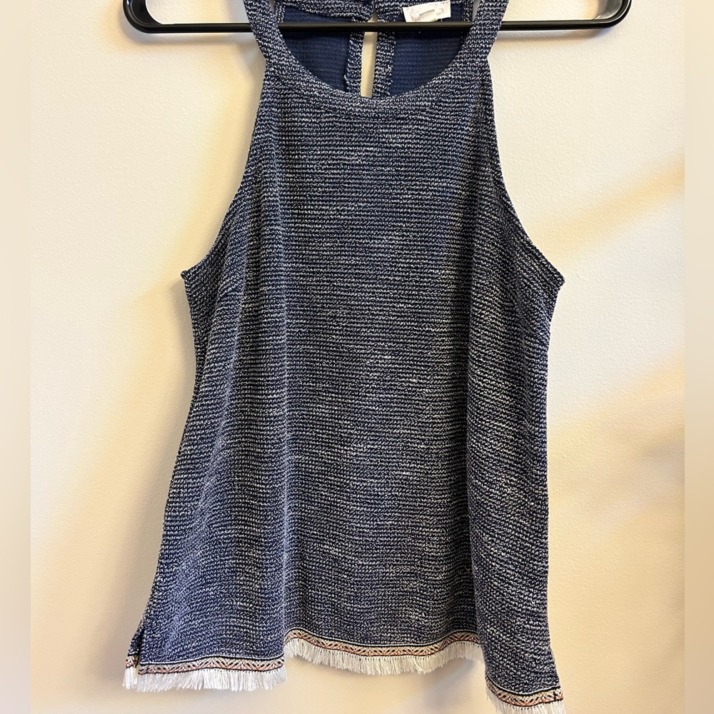 Tank top.